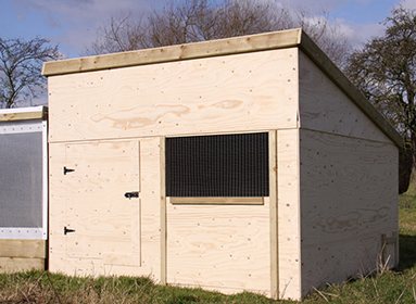 8'x8' Brooder hut & night shelter