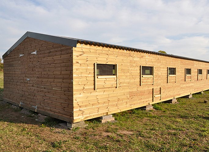 Large modular rearing sheds